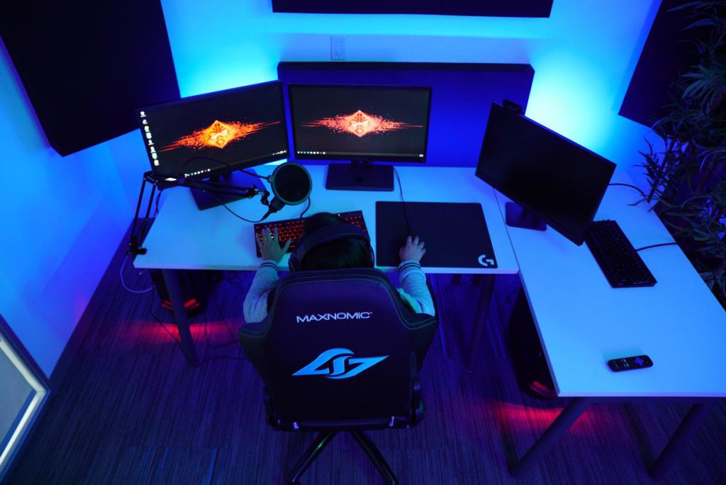 Counter Logic Gaming Newegg Streaming Studio