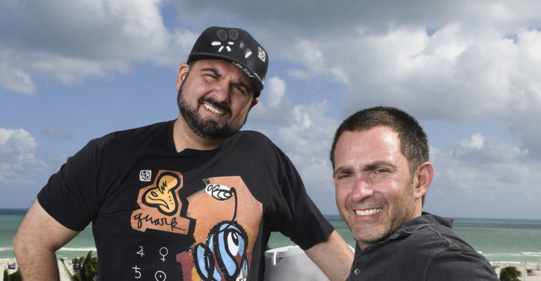 dan_le_batard_posing_with_man