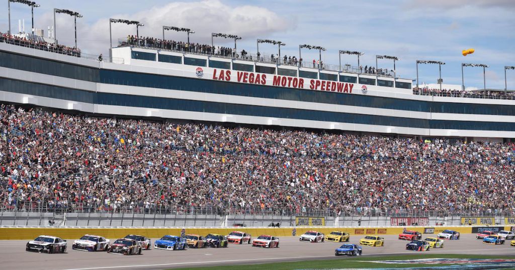 South Point 400