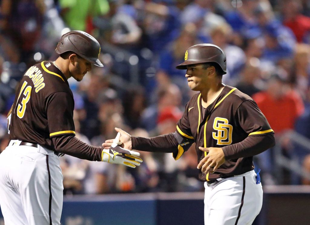 padres-social-hour