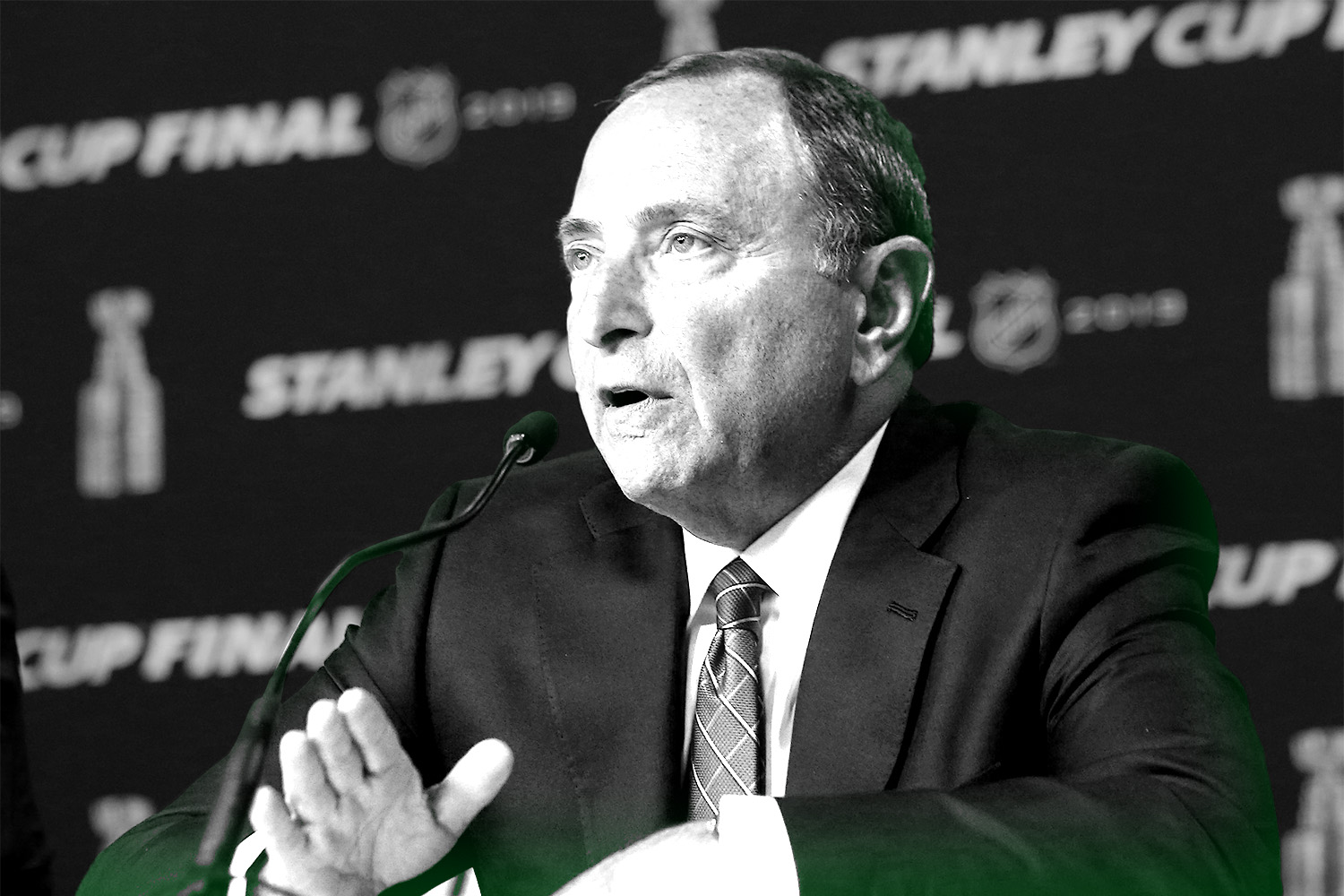 gary_bettman_talking