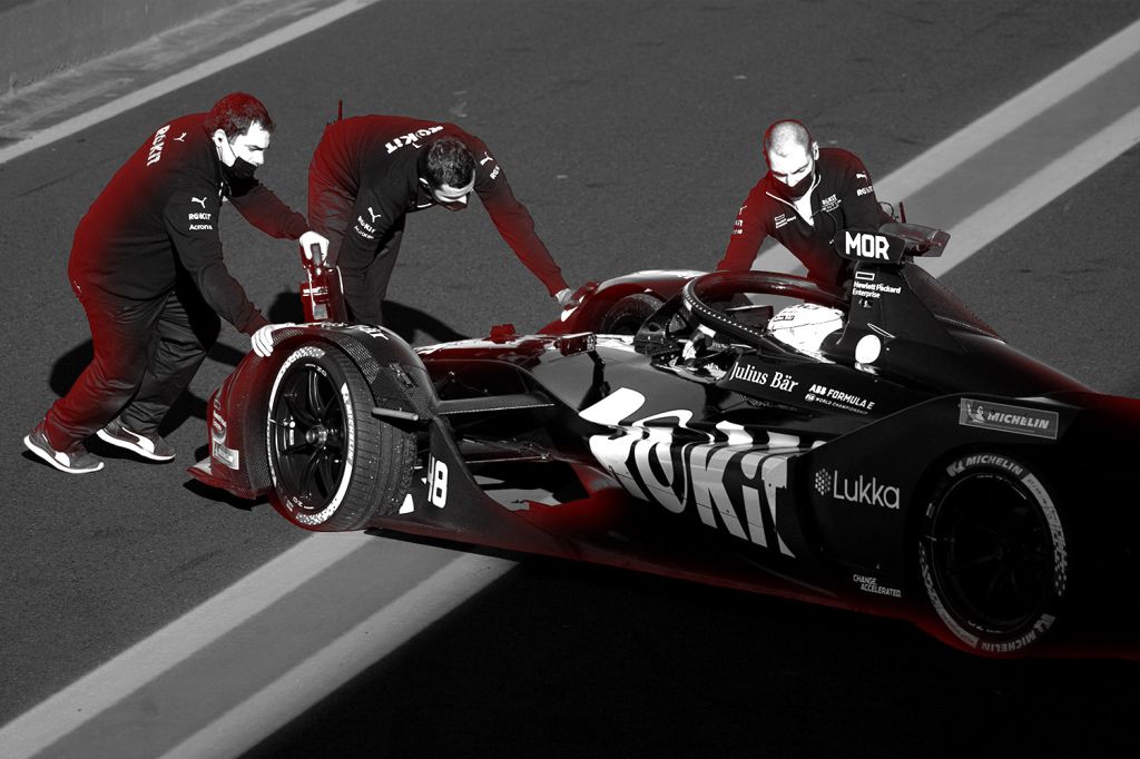 Formula-E-Crew