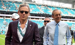 Miami-Dolphins-executives