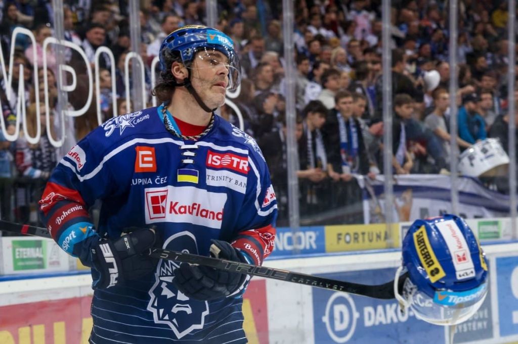 Hockey legend Jaromir Jagr skates during game warm-up