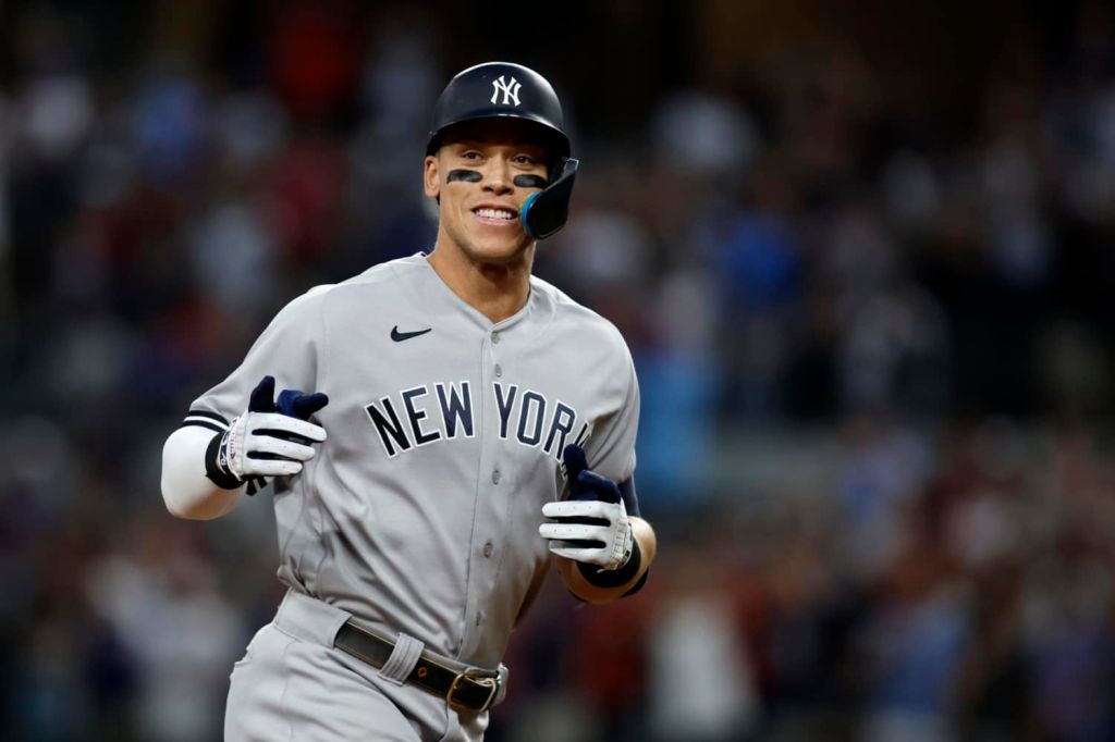 Aaron Judge rounds bases after hitting home run