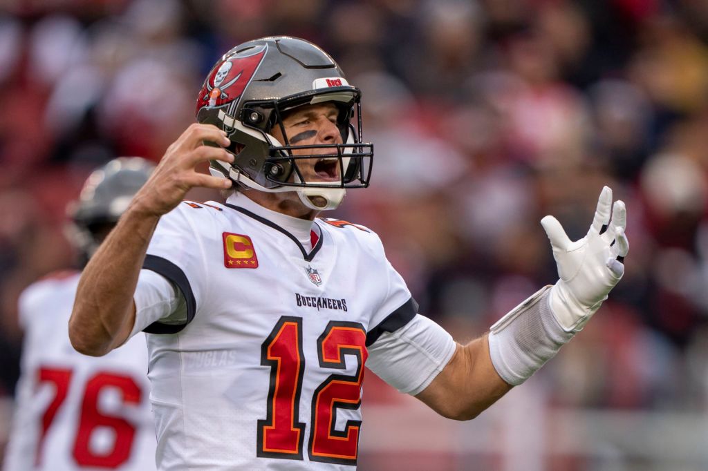 Tom Brady shows frustration after a tough loss