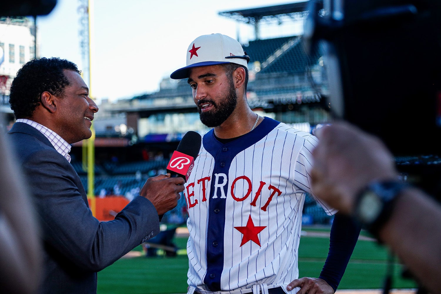 Bally Sports reporter interviews Detroit Lions player