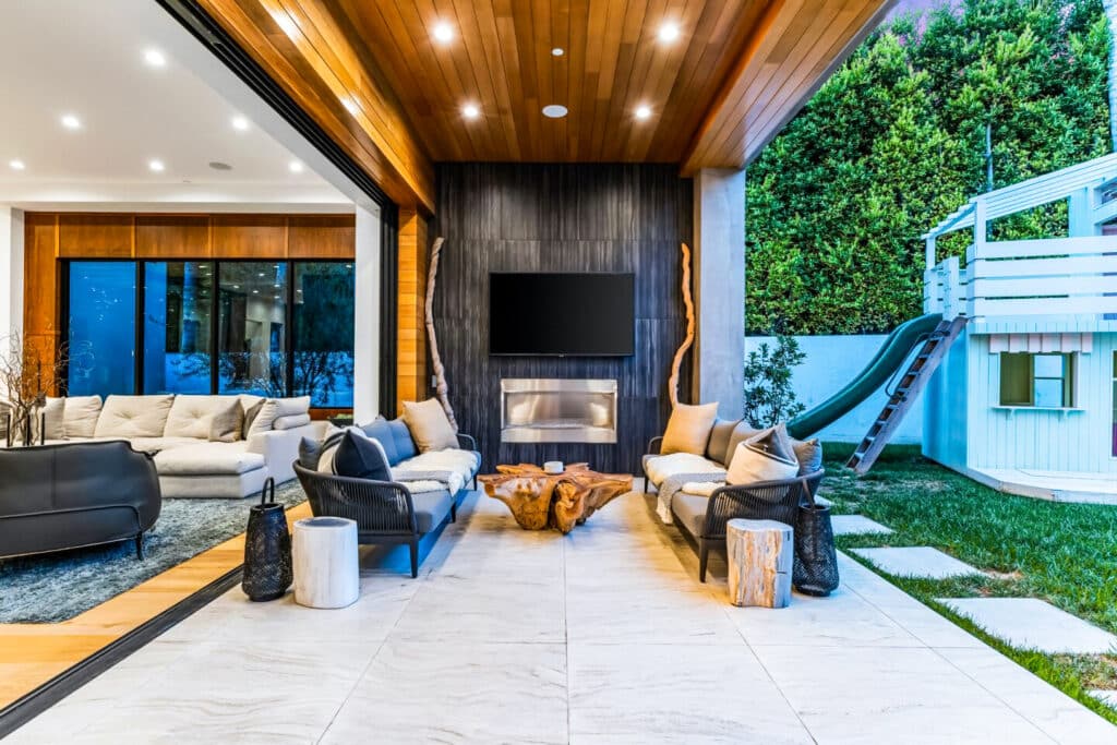 Jimmy Rollins selling home.