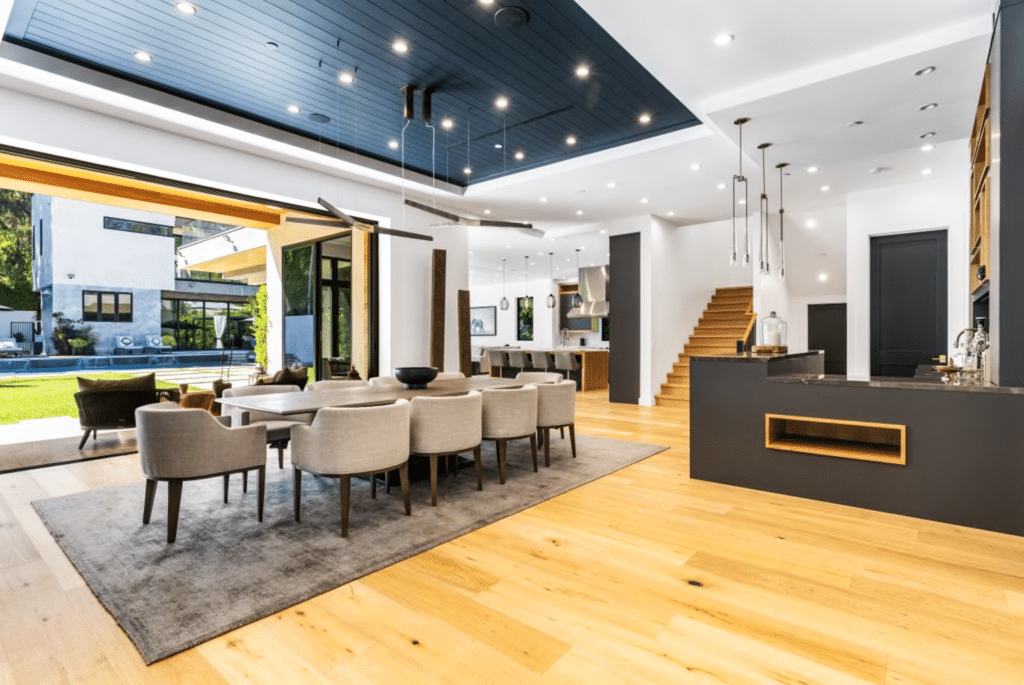 Jimmy Rollins selling home.
