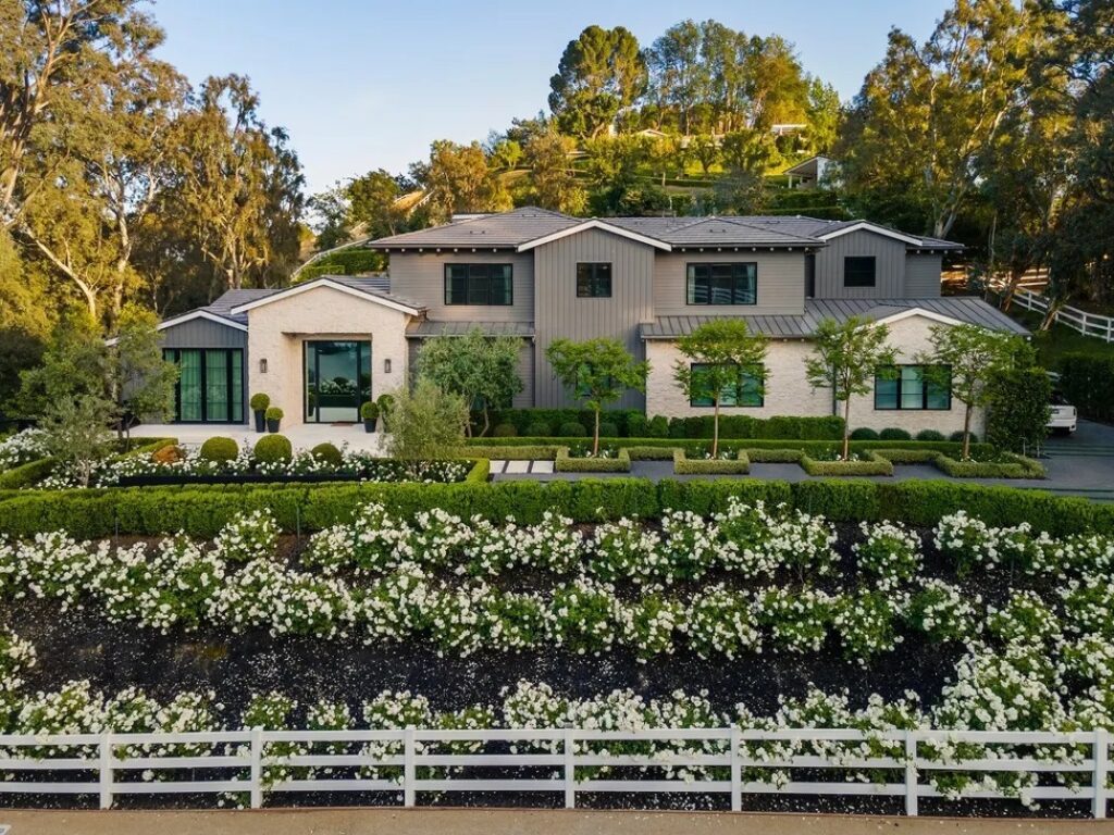 Jalen Ramsey puts California home up for sale.