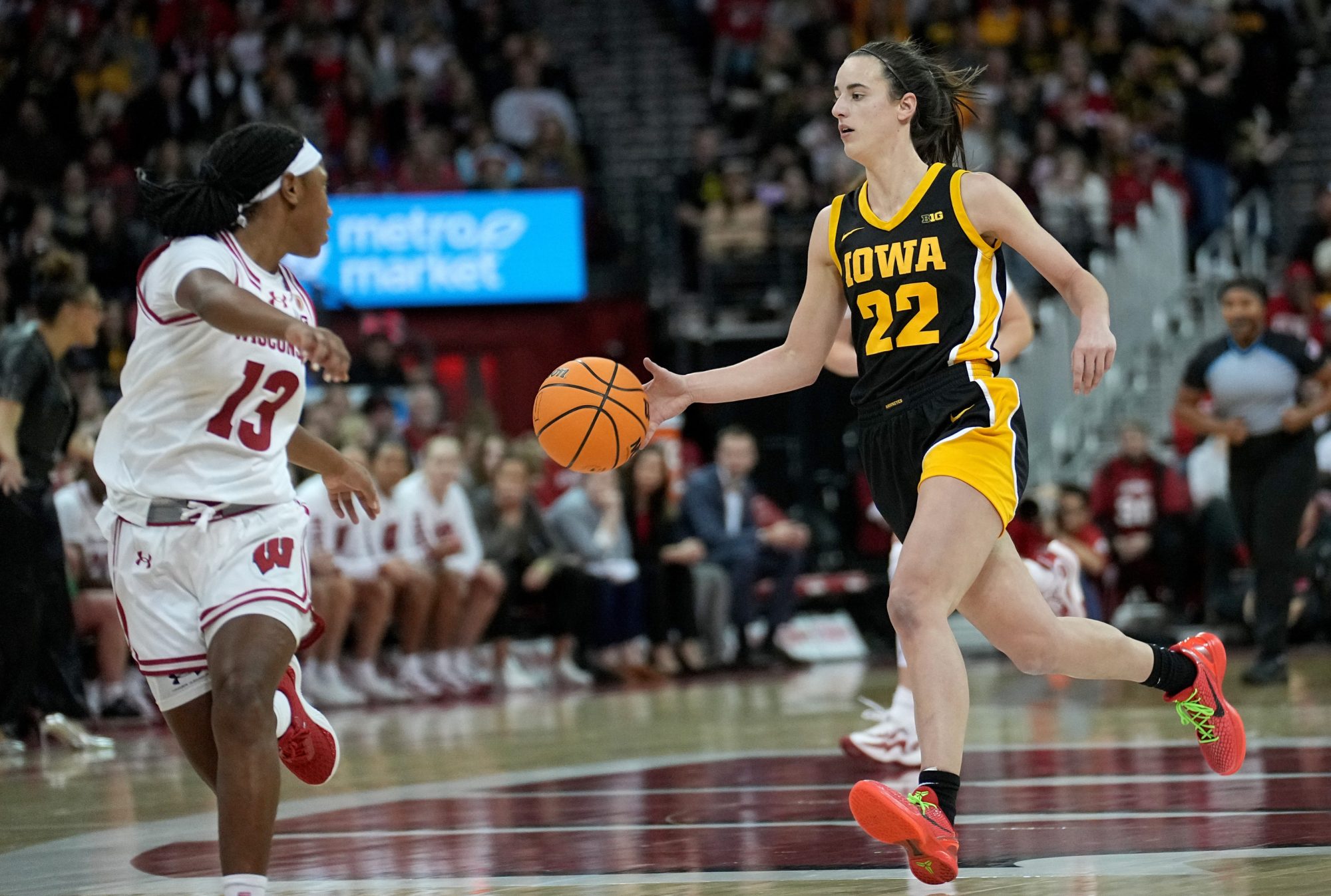 Iowa guard Caitlin Clark