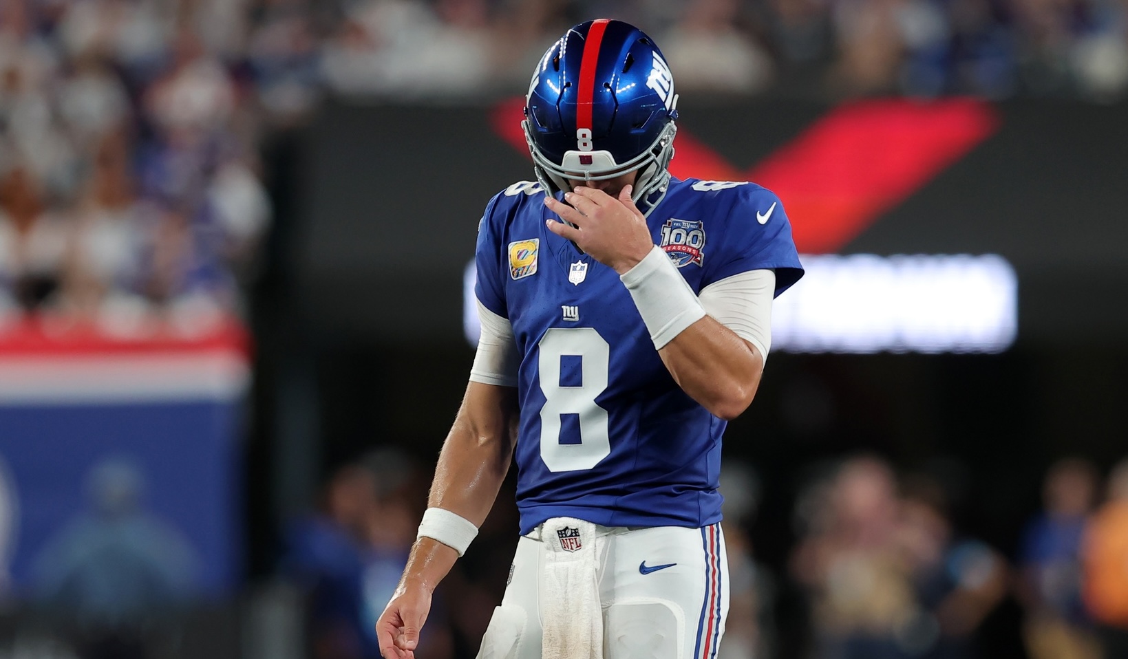 Despondent Giants quarterback Daniel Jones.