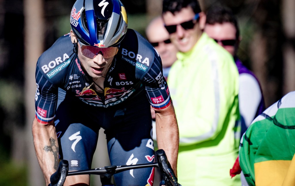 Race leader and eventual stage winner Primož ROGLIČ (SVN/RedBull-Bora-Hansgrohe) in the final kilometer up the finish climb of stage 19 from Logroño to Alto De Moncalvillo (ESP/168km) of the 79th La Vuelta Ciclista a España 2024 on 6 September. // Kristof Ramon / Red Bull Content Pool // SI202409060905 // Usage for editorial use only //Primož ROGLIČ (SVN/RedBull-Bora-Hansgrohe) congratulated by teammate Florian LIPOWITZ (DEU/RedBull - BORA - hansgrohe) after a very strong stage 13 from Lugo to Puerto De Ancares (ESP/171km) of the 79th La Vuelta Ciclista a España 2024 on 30 August