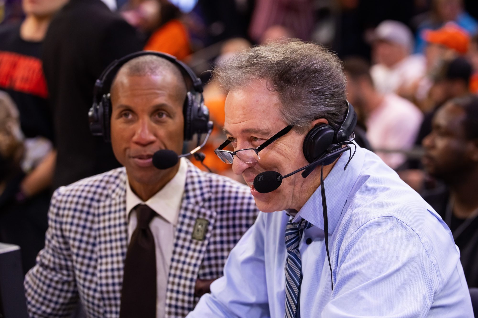 Nov 26, 2024; Phoenix, Arizona, USA; NBA on TNT television analyst Reggie Miller (left) and Kevin Harlan during the Los Angeles Lakers against the Phoenix Suns during an NBA Cup game at Footprint Center.