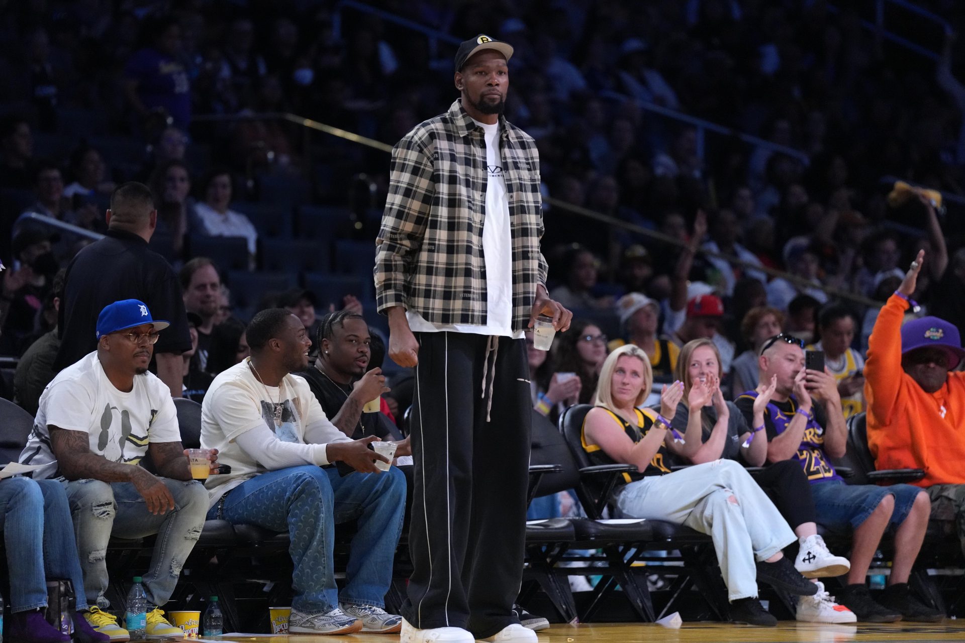 May 25, 2025; Los Angeles, California, USA; Kevin Durant attends the WNBA game between the Chicago Sky and the LA Sparks at Crypto.com Arena.