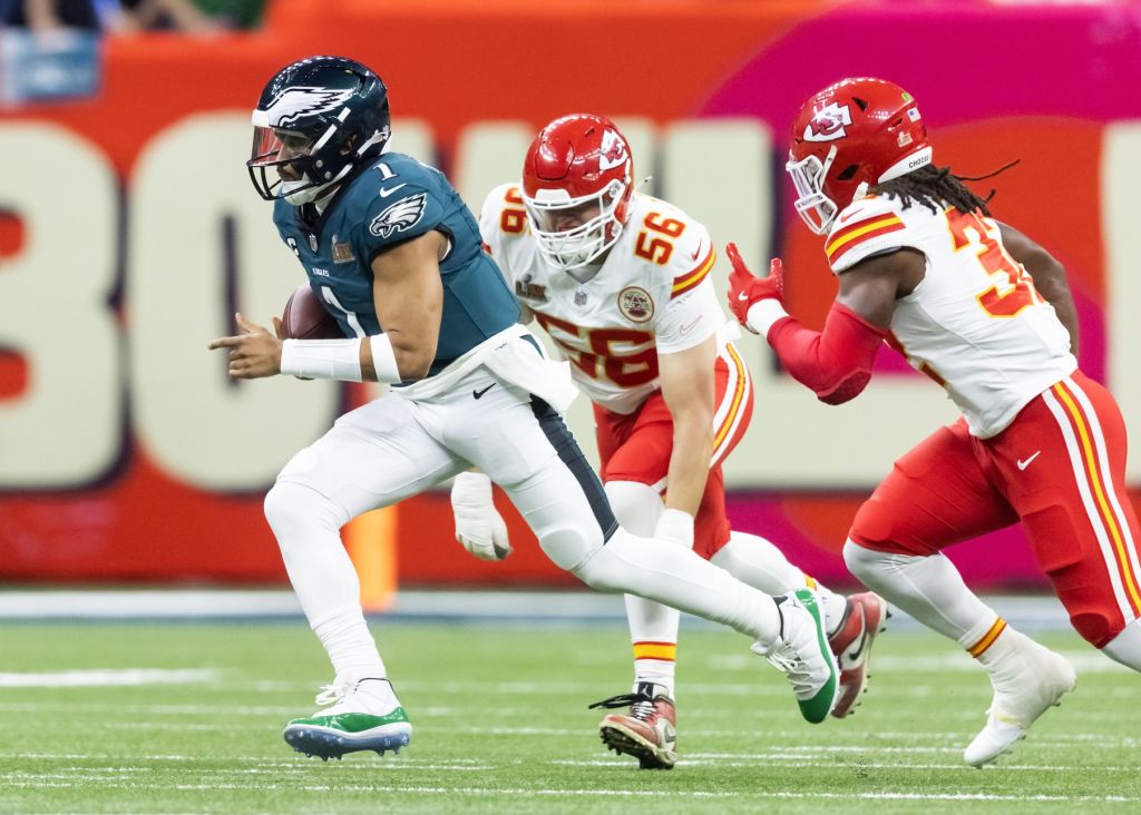 Feb 9, 2025; New Orleans, LA, USA; Philadelphia Eagles quarterback Jalen Hurts (1) against the Kansas City Chiefs during Super Bowl LIX at Ceasars Superdome.