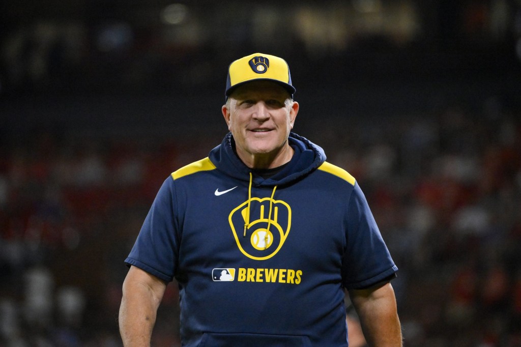 Sep 20, 2025; St. Louis, Missouri, USA; Milwaukee Brewers manager Pat Murphy (49) walks back to the dugout during the sixth inning against the St. Louis Cardinals at Busch Stadium