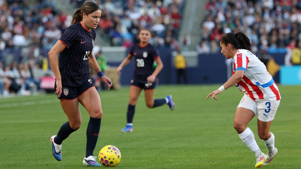 Jan 24, 2026; Carson, California, USA; United States forward Emma Sears (19) dribbles the ball against Paraguay defender Daysy Bareiro (3) during the second half at Dignity Health Sports Park.