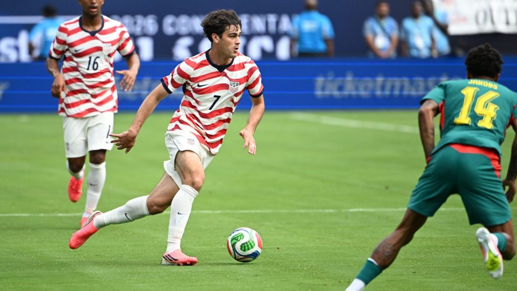 May 31, 2026; Charlotte, North Carolina, USA; United States midfielder Gio Reyna (7) with the ball in the first half at Bank of America Stadium