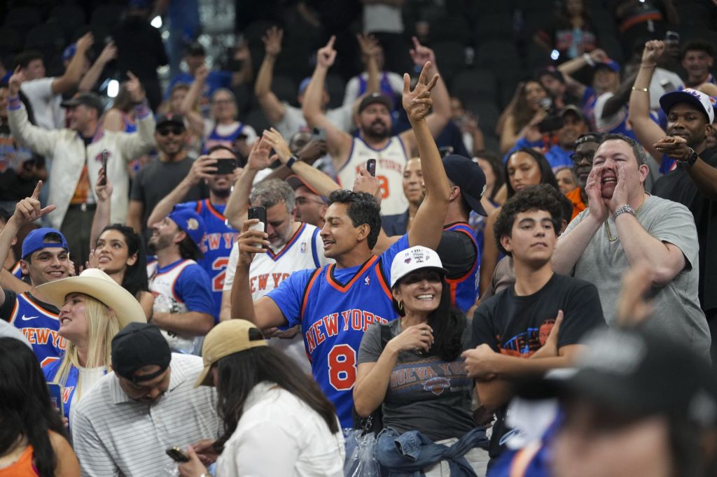 Jun 5, 2026; San Antonio, Texas, USA; The New York Knicks fans celebrate after the Knicks defeat the San Antonio Spurs in game two of the 2026 NBA Finals at Frost Bank Center.