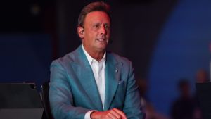Jul 13, 2025; Atlanta, GA, USA; ESPN commentator Karl Ravech before the MLB Draft at The Coca-Cola Roxy. Mandatory Credit: Brett Davis-Imagn Images