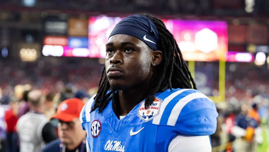 Jan 8, 2026; Glendale, AZ, USA; Mississippi Rebels linebacker Princewill Umanmielen (1) against the Miami Hurricanes during the 2026 Fiesta Bowl and semifinal game of the College Football Playoff at State Farm Stadium.