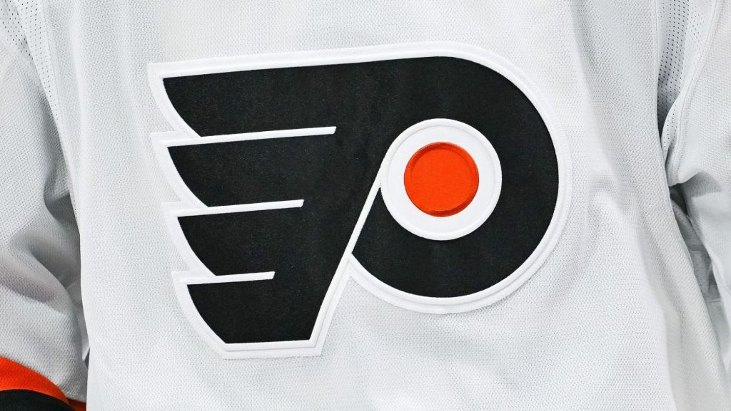 Mar 28, 2024; Montreal, Quebec, CAN; View of a Philadelphia Flyers logo on a jersey worn by a member of the team against the Montreal Canadiens during the second period at Bell Centre. Mandatory Credit: David Kirouac-USA TODAY Sports