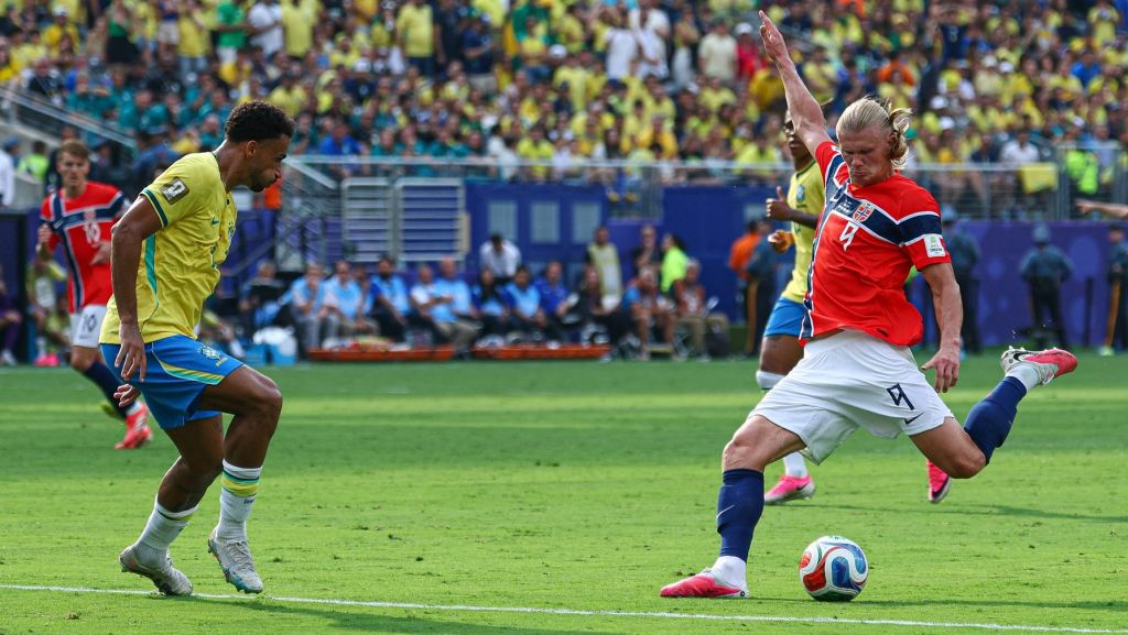 Jul 5, 2026; East Rutherford, New Jersey, USA; Norway forward Erling Haaland (9) scores his teams second goal of the match against Brazil during a Round of 16 match of the 2026 FIFA World Cup at New York New Jersey Stadium. Mandatory Credit: Vincent Carchietta-Imagn Images